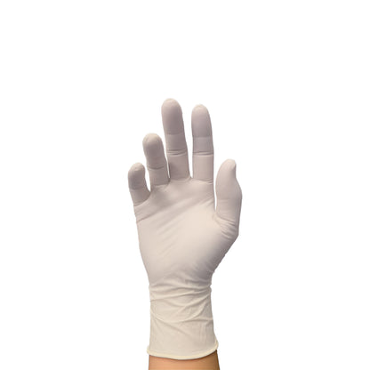 Mano utilizando el guante de látex Tresor, demostrando su ajuste ergonómico y elasticidad al estirarse.