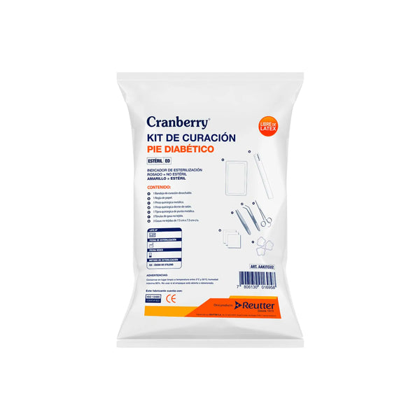 Empaque individual del Kit de Curación Pie Diabético Cranberry. Set estéril y desechable que incluye instrumental metálico, regla de papel para medición de úlceras, tórulas, gasas y campo clínico. Diseñado para el manejo avanzado de heridas crónicas bajo estrictos protocolos de asepsia. Distribuido por Klinetix.